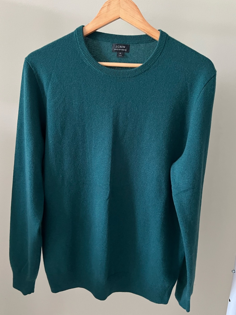 J.Crew green cashmere crewneck sweater
